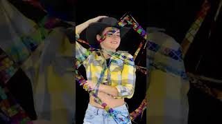 Download lagu DJ Central - Episode 8 - Story 2 mp3