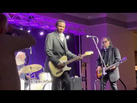 12-King Solomon Hicks/ Dimples ￼