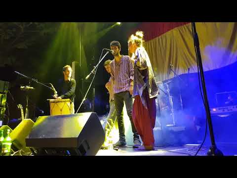 "Mariposa de noviembre" Pedro Pastor y Los Locos Descalzos en la 9 Verbena Republicana #Valladolid #