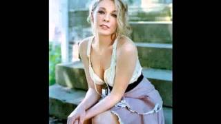 LeAnn Rimes - Swingin&#39; (with lyrics)