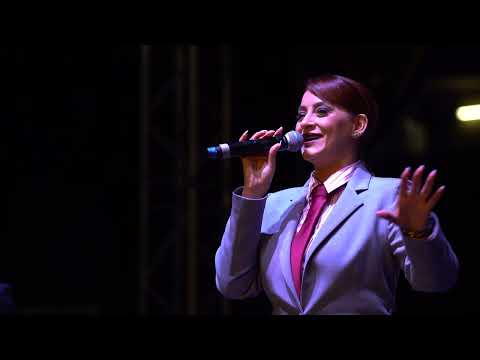 Aneta Ljumakovska,Čede Spasič i Aneta Band PITIJADA Veles Koncert