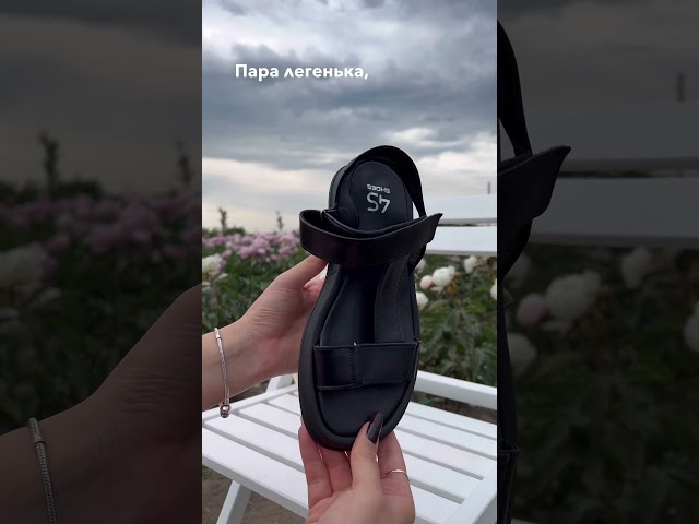 Чоботи жіночі шкіряні байка хутро 592641 Чорний Сандалі  585782 Бежеві