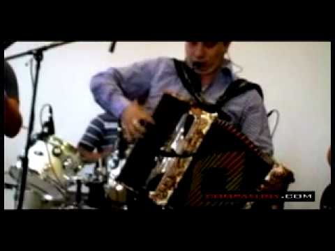 LOS ALEGRES DEL BARRANCO - HOMBRE DE LAY 2011
