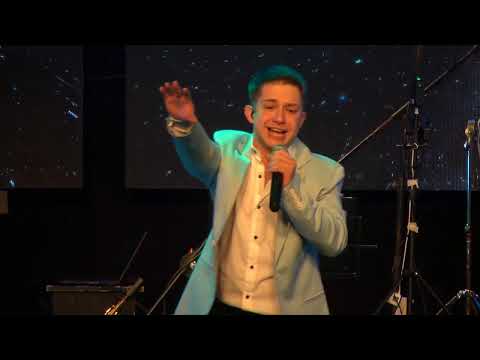 Lucas Figgini- Me enamore de una zamba- En Vivo