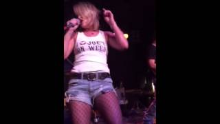 Miranda Lambert - Spiderwebs 6/4/15