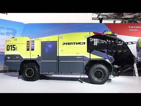 Flugfeldlöschfahrzeuge auf der Interschutz 2015