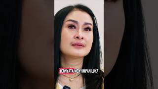 Download lagu Iis dahlia bongkar rahasia #iisdahlia #shortsviral #gosipartis mp3