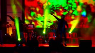 Bachna Ae Haseeno - Bachna Ae Haseeno