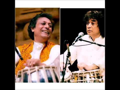Ustad Zakir Hussain & Pandit Swapan Chaudhary Live Jugalbandi-Amravati(Maharashtra)1982.Description👇