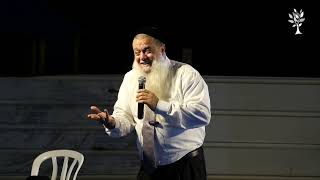 הרב יגאל כהן מגלה מהו סוד אהבת חינם? (ממושב ברכיה) (ארגון ענפים) - התמונה מוצגת ישירות מתוך אתר האינטרנט יוטיוב. זכויות היוצרים בתמונה שייכות ליוצרה. קישור קרדיט למקור התוכן נמצא בתוך דף הסרטון הרב יגאל כהן מגלה מהו סוד אהבת חינם? (ממושב ברכיה) (ארגון ענפים) - התמונה מוצגת ישירות מתוך אתר האינטרנט יוטיוב. זכויות היוצרים בתמונה שייכות ליוצרה. קישור קרדיט למקור התוכן נמצא בתוך דף הסרטון