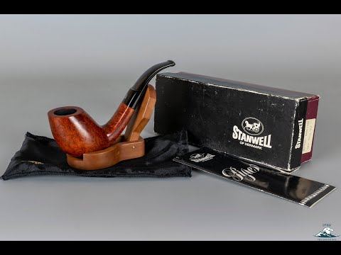 Anne Julie Designed Stanwell Royal Danish Smooth Large Bent Paneled Stem (183)