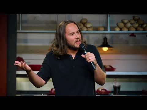Zoltan Kaszas on why cats are better than dogs - Dry Bar Comedy