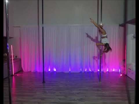 Michalina Obruśnik I miejsce kat. Pole kids Advanced