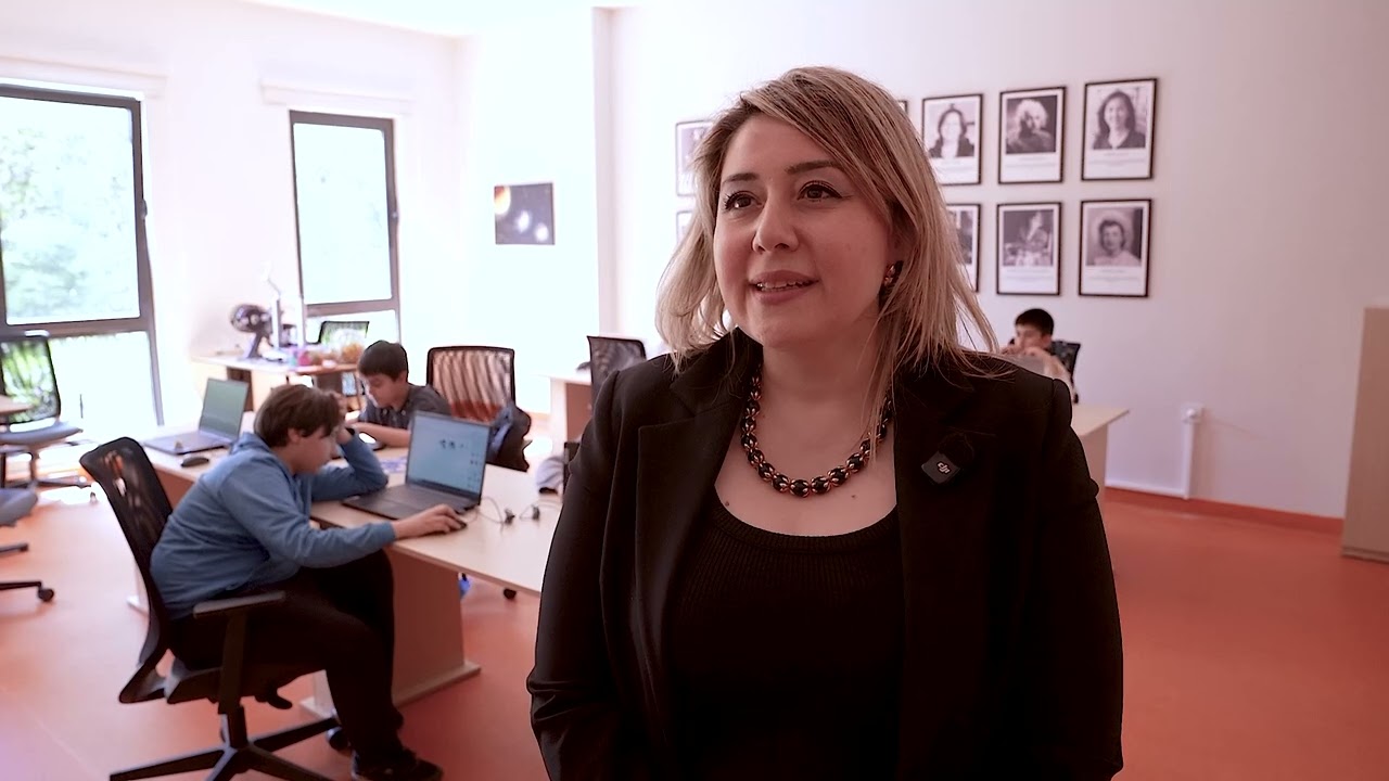 MERSİN BÜYÜKŞEHİR ÇOCUKLARA TEKNOLOJİYİ DOĞRU ŞEKİLDE KULLANMAYI ÖĞRETİYOR