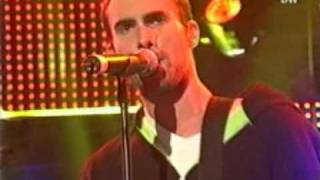 Maroon 5 - Not coming home