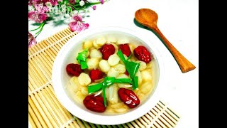 Download lagu Cook lotus seed, water chestnut, red apple and rock sugar sweet soup, delicious mp3