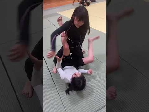 可愛い柔術スパーリング2 #空手 #柔術