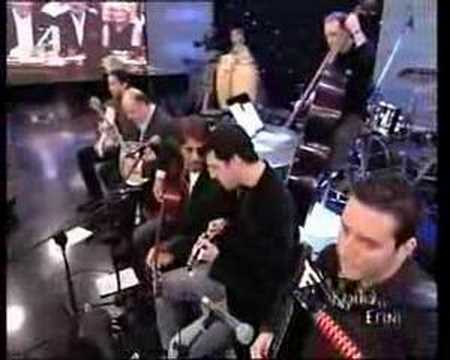 Dimitris Kontogiannis - Xipno Ke Vlepo Sidera (Ta Mandala)