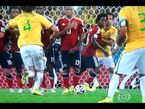 Gol de falta Davi Luiz copa do mundo 2014