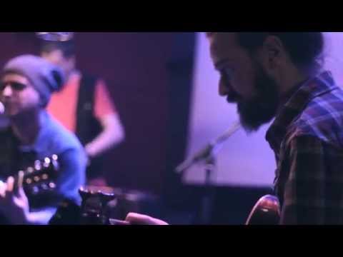 Fool In The Box - No One Knows  /  Queens Of The Stone Age Unplugged Cover