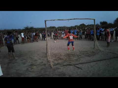 Futebol feminino disputa de pênaltis final do torneio na Serra da asa aberta