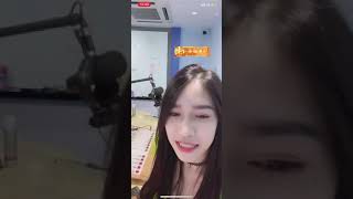 Download lagu Bigo live khmer 2021 dance part 1 mp3 Download lagu Bigo live khmer 2021 dance part 1 mp3
