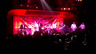 Mighty Mighty Bosstones - Lights Out