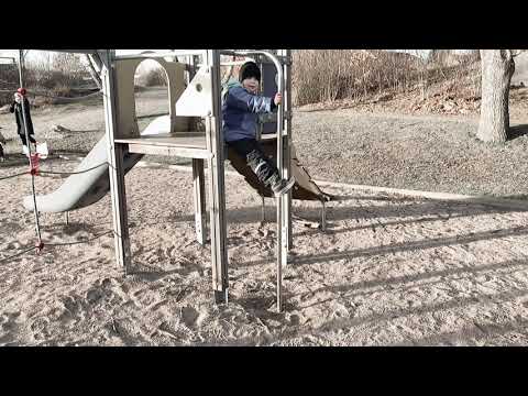 SLOW-MOTION @ Lekplatsen i LÖNNAMOHAGEN - Kallinge - 2022-01-21