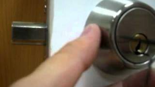 How to Guide: Pick a Deadbolt lock with Bobby Pins EASY Tutorial
