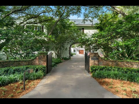 The Jills Zeder Group Presents 10950 Old Cutler Rd