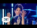 Gladys Knight Performs "Roll On Mississippi" | CMT Giants: Charley Pride