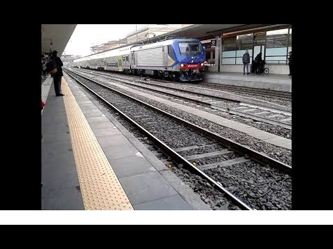 Regionale (R 91804) Vignola - Bologna C.LE in arrivo a Bologna Centrale + E.464.xxx livrea DTR