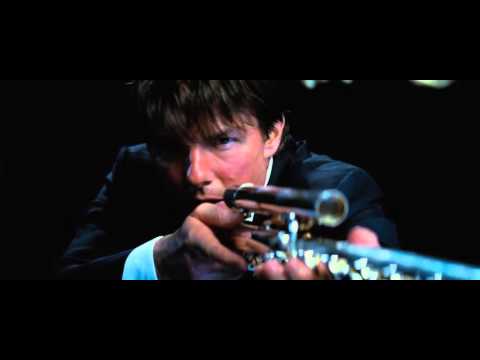 Mission: Impossible - Rogue Nation 10 Minute Exclusive Preview