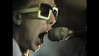 |The Toy Dolls| Spiders In The Dressing Room (Music Video)