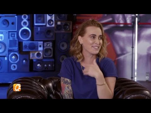 Voice Kids-kandidaat vraagt Anouk naar liefdesleven- RTL BOULEVARD