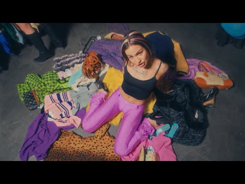 EMJAY - flash y pose (Video Oficial)