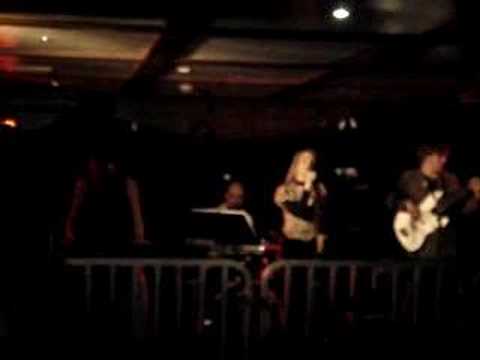 The Colins Of Paradise : The Pool - Melloboat 2008