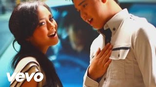 Download lagu Gita Gutawa Derby Romero Cinta Takkan Salah... mp3