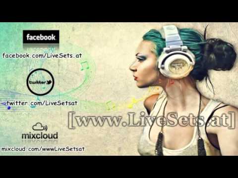 Showtek - Live @ UMF Buenos Aires 2014 (Argentina) - 21.02.2014 (Part 2)