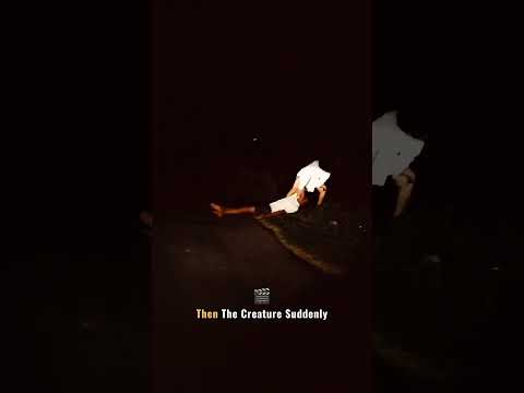 At exactly 3 AM, I saw something on the road that I can never forget 😨 #shorts #horror #trending