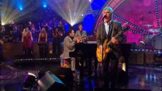 Paul Weller  - I Don't Need No Doctor - Live On Jools Holland [31.12.06]