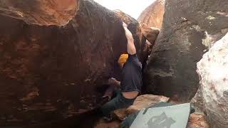 Video thumbnail of Pounding Sand, V8. Red Rocks