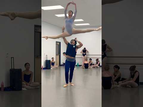 GIRL’S FAVORITE LIFT 🤩 #ballet #shorts