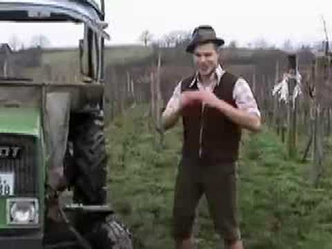 Silvester 2003/2004  Resi ich hol dich mit dem Traktor ab