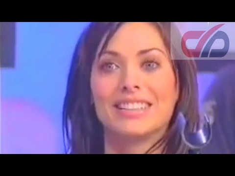 Gene Gnocchi gag con  Natalie Imbruglia in " Quelli che il calcio"