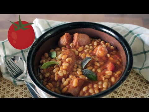 Fagioli all'uccelletto | Tuscan Bean Stew with Salsicce | Easy Homemade Italian Recipe