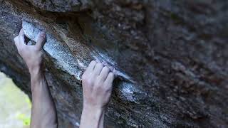 Video thumbnail of The Cotton Pony, V10. Leavenworth