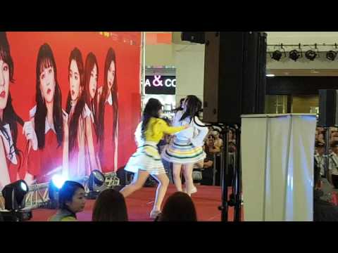 170422 Red Velvet_Rookie in Malaysia