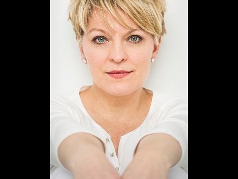 Lucy Schaufer - 100 Easy Ways to Lose a Man (from Carpentersville)