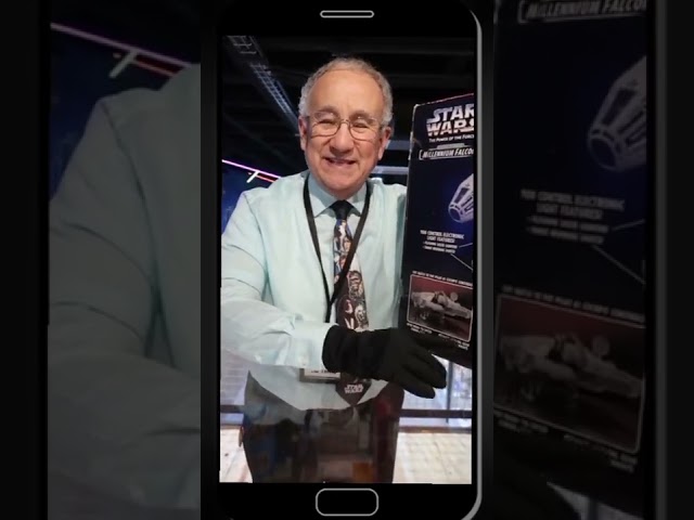 Vídeo relacionado con Star Wars - Camiseta para niño Halcón Milenario - 11-12 Años